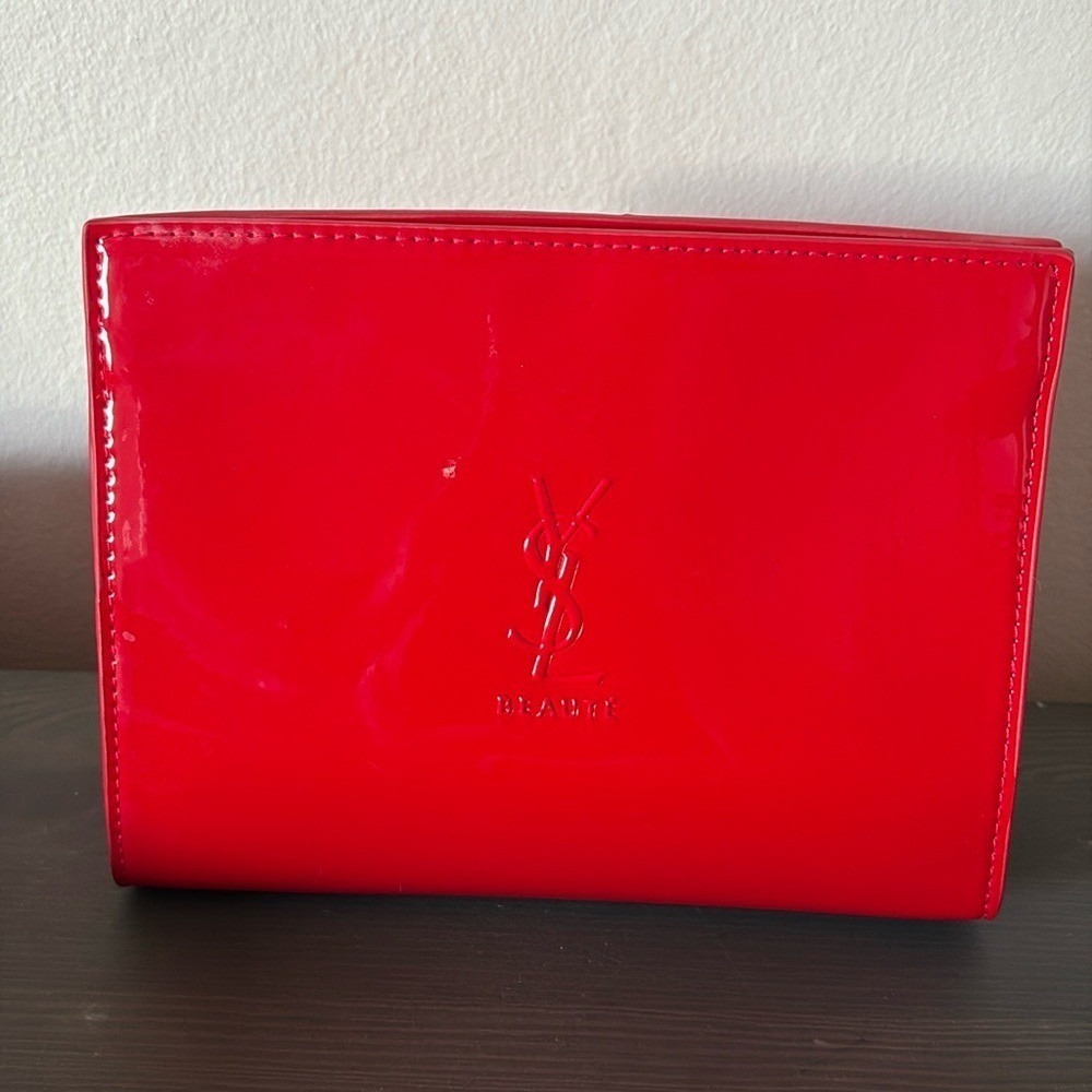 YSL Beaute Patent leather Cosmetic Makeup Bag Clutch.